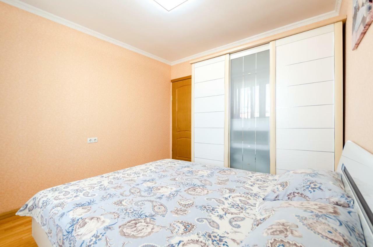 Artal Apartment On Obolonskaya Square 3 Κίεβο Εξωτερικό φωτογραφία